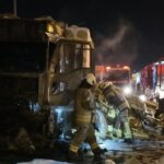 istanbul tuzlada park halindeki tir alev alev yandi 9971c4ec5d04