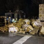 istanbul tuzlada park halindeki tir alev alev yandi be4ce920cf79