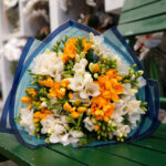 kadinlarin en cok hemcinslerine cicek gonderdigi ozel gun 8 mart e982181ba573