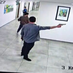 kaymakamlik binasinda ates acip kendini odaya kilitledi 2 f804345fc145