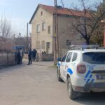 Kayseri'de 2'nci kattan düşen çocuk yaralandı 4 kayseride 2nci kattan dusen cocuk yaralandi 730b9e4bd701