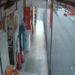 kirmizi isik ihlali yapan motosikletli otomobille carpisti kaza ani kamerada ddc4a0c213dd