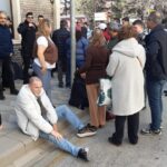 kirmizi isikta duran araca carpan otomobil yayalarin arasina daldi 5 yarali 6c441664151b