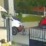 minibus ile motosikletin carpistigi kaza kamerada 2 yarali 83efafcfc282