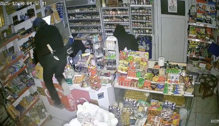 Osmaniye’de çalıntı araçla hırsızlık kamerada: 1 tutuklama