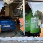 otomobil markete daldi 2aa044f0dad4