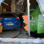 otomobil markete daldi 36e41dad64a6