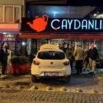 otomobilin kafeye girdigi kaza kamerada 2 yarali 002f3a2f3014