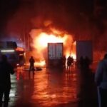 park halindeki 2 tir alev alev yandi 46a9ace70946