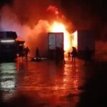 park halindeki 2 tir alev alev yandi aa2d6571204c