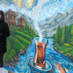 rizenin simgeleri van gogh tarziyla duvara yansidi 6f821ccb2cd8