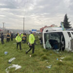 samsunda otobus yan yatti 9u ogrenci 11 yarali a8094c058e40