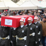 sehit binbasinin cenazesi ispartada topraga verildi 2 3415c534f0d3