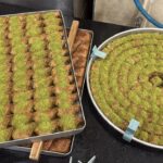 Tatlıcılarda ramazan mesaisi; iftar sofralarına baklava yetiştirmek için 12 saat çalışıyorlar 8 tatlicilarda ramazan mesaisi iftar sofralarina baklava yetistirmek icin 12 saat calisiyorlar 3c714ee5a872