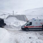 yolu kapali koydeki hasta 4 saatlik calismaya hastaneye ulastirildi 25ea714d3b47