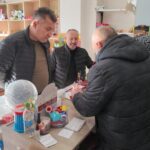 zimem defteri gelenegiyle memleketinde firin ve bakkallardaki 3 milyon tllik borcu kapatti a463afc8b42f